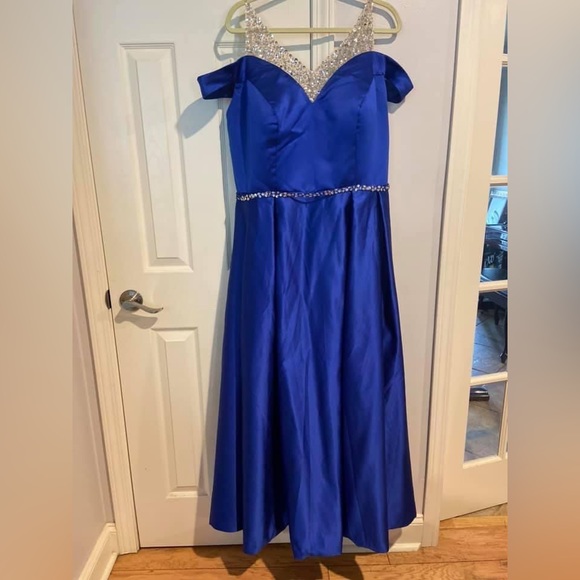 Blue Hoco/prom dress - Picture 1 of 2